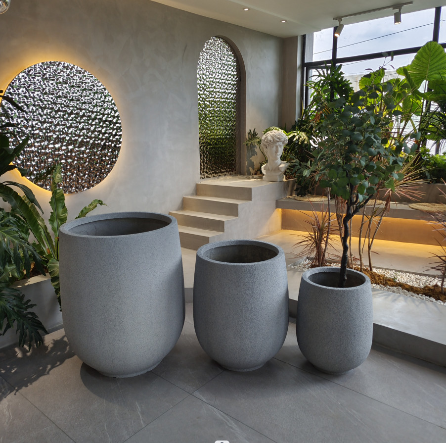 Indoor And Outdoor Fiberglass Flower Pots Resin Flower Planter China Wholesale