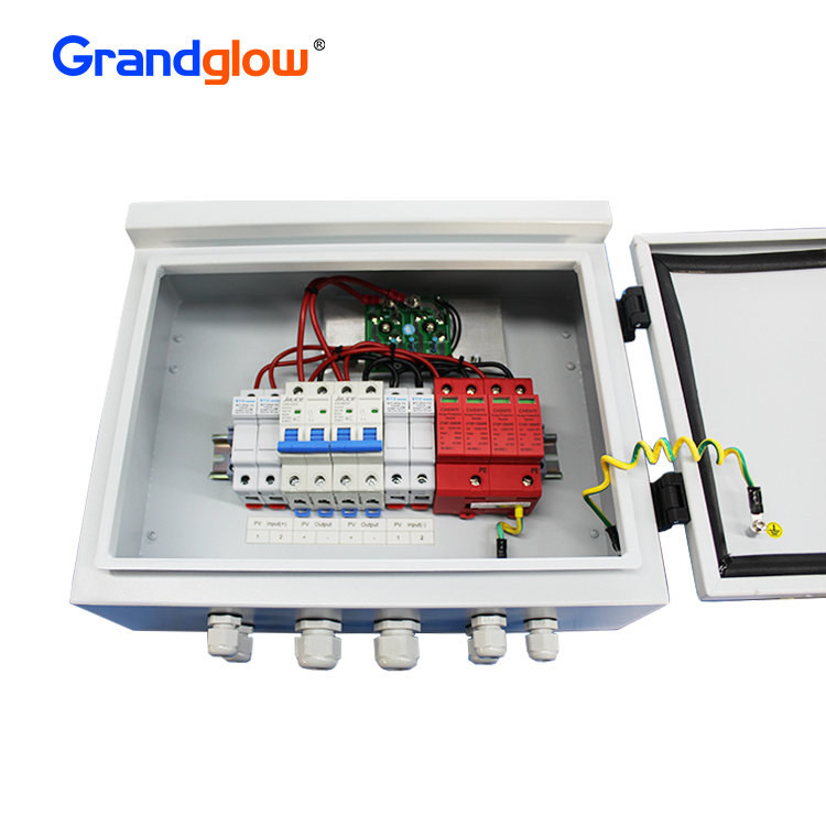 SOLAR PANELS 1000VDC 15A 2 INPUT 1 OUTPUT LIGHTNING PROTECTION PV COMBINER BOX FOR SOLAR POWER SYSTEM