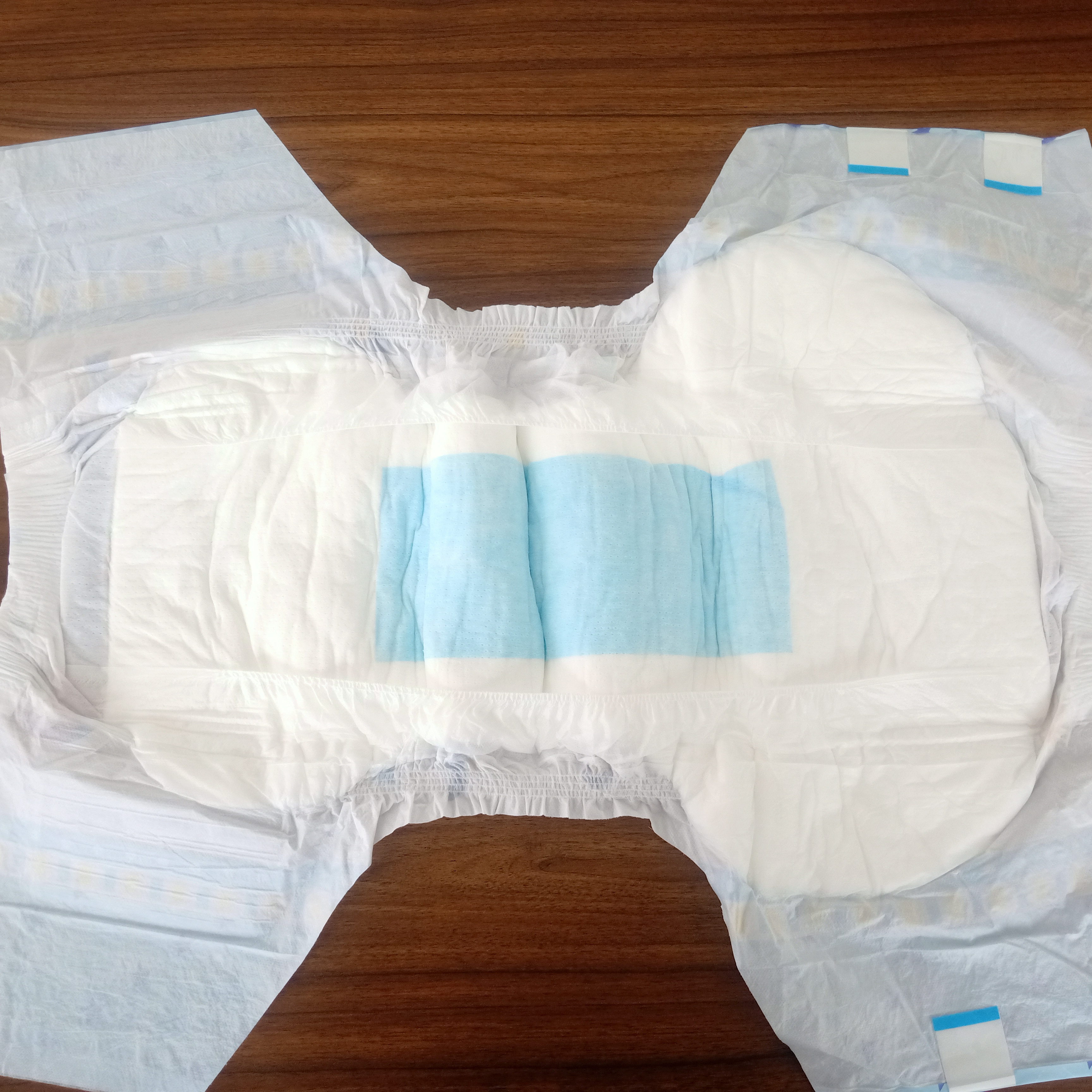 USA Fluff Pulp Super Absorbent 6500ml Adult Diaper for Maximum Comfort and Protection