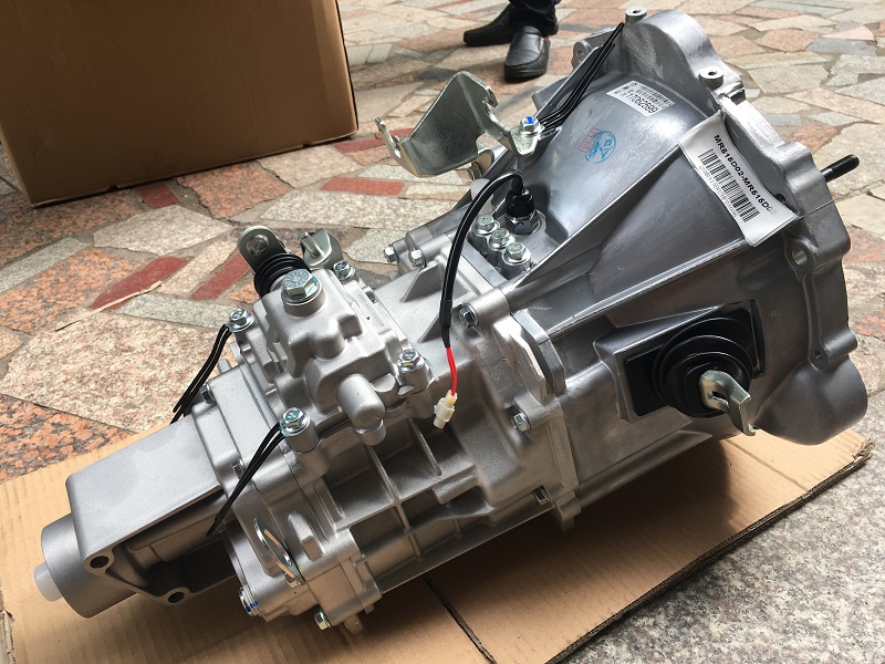 Auto Manual Transmission Gearbox for Dongfeng Xiaokang C32 Platform/Chassis MR515D02