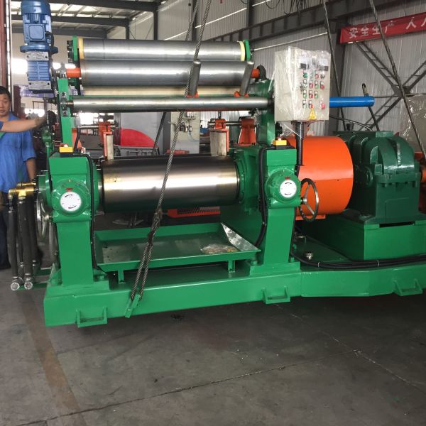 CE/ISO9001 Certified Two Roll Open Mixing Mill with Automatic Thin Oil Lubrication and Integrated Base Design