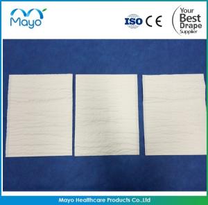 China 2022 Factory direct sale tissue scrim reinforced paper hand towel for medical use in OR Room on sale