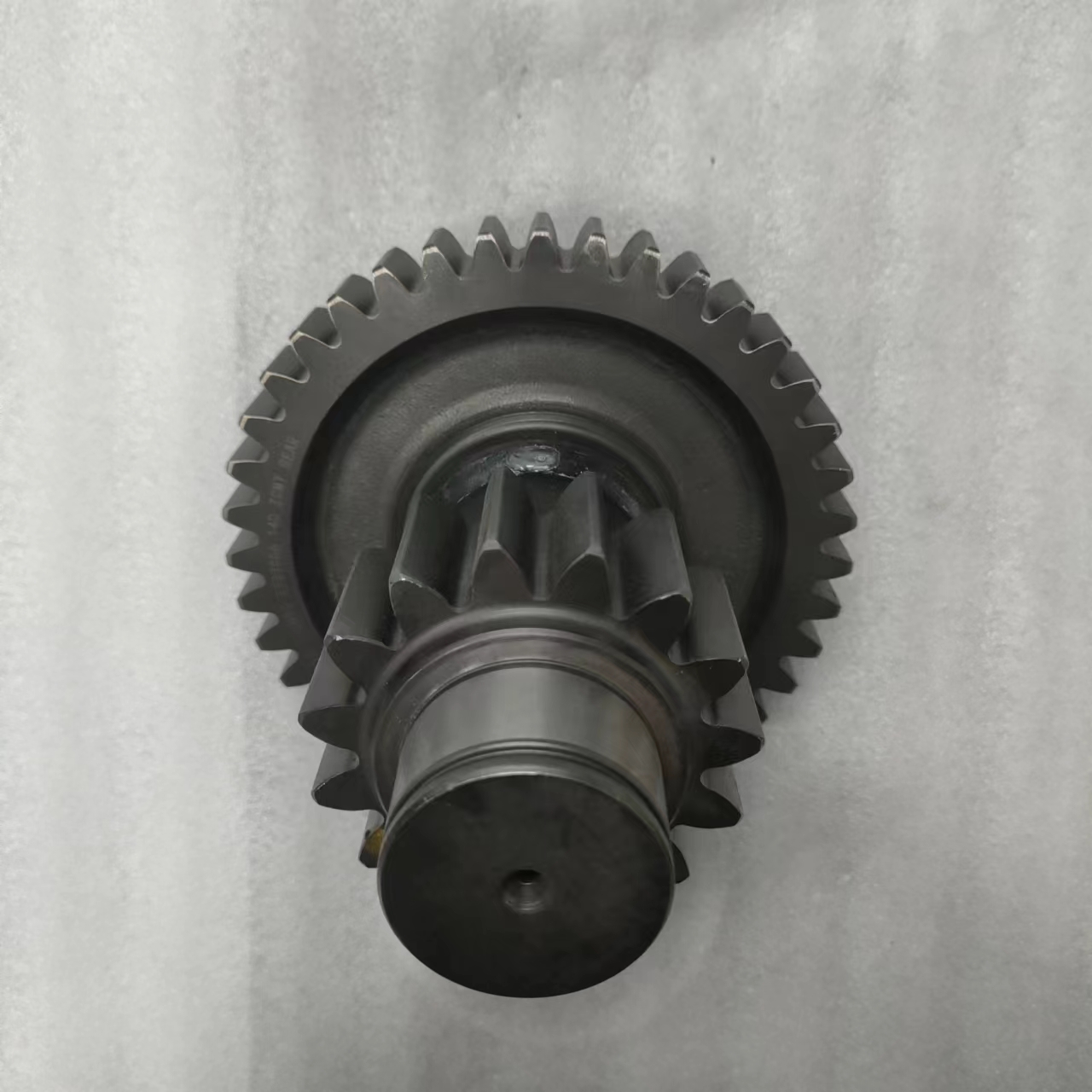 12 Gear Sub Box Welded Shaft for Howo Short 1707056 12JSD200T-1707050 12JSD200T-1707047