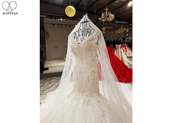 Off White Wedding Ladies Bridal Gown Custom Beading Lace Long Fishtail Bandage