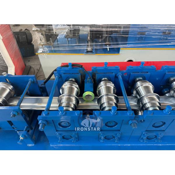 Rolling shutter door roll forming machine for America rolling shutter strip making machine