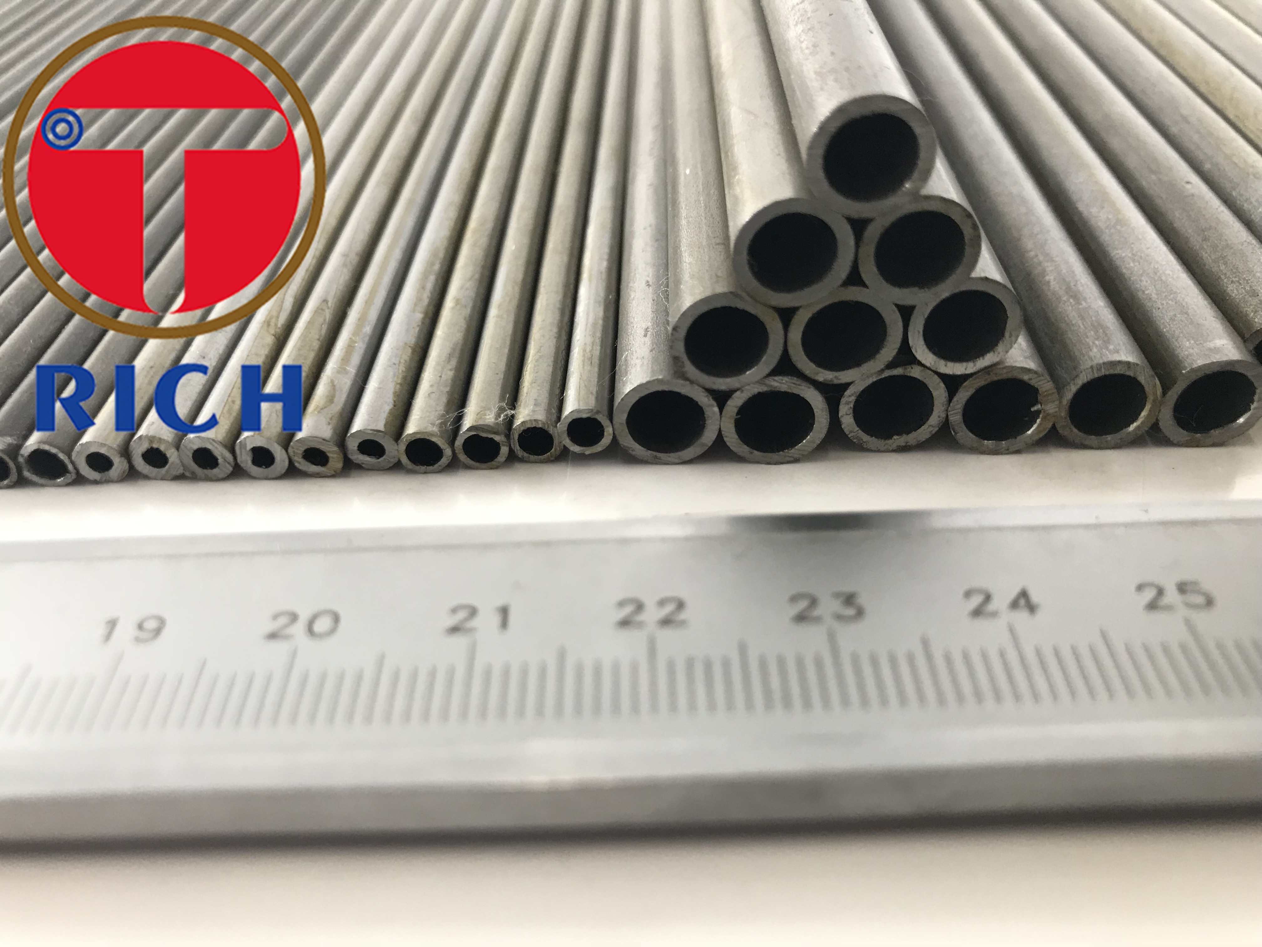 ASTM A178 ERW Steel Tube SAE1020 35CrMo4 Carbon Steel Bolier Tubes