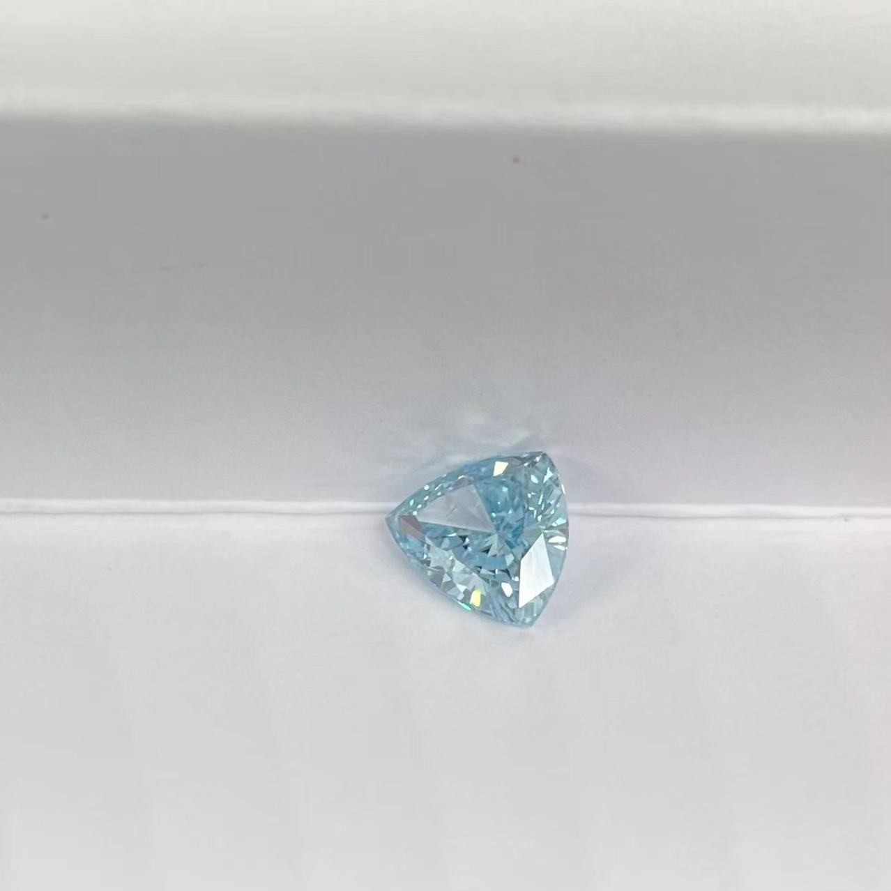 0.89Carat Lab Created Colored Diamonds Triangular Cut Blue Man Made Diamonds
