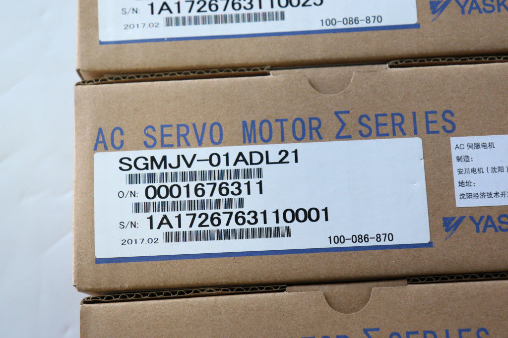 Yaskawa AC Servo Motor SGMJV-01ADL21 Brand New In Original Box