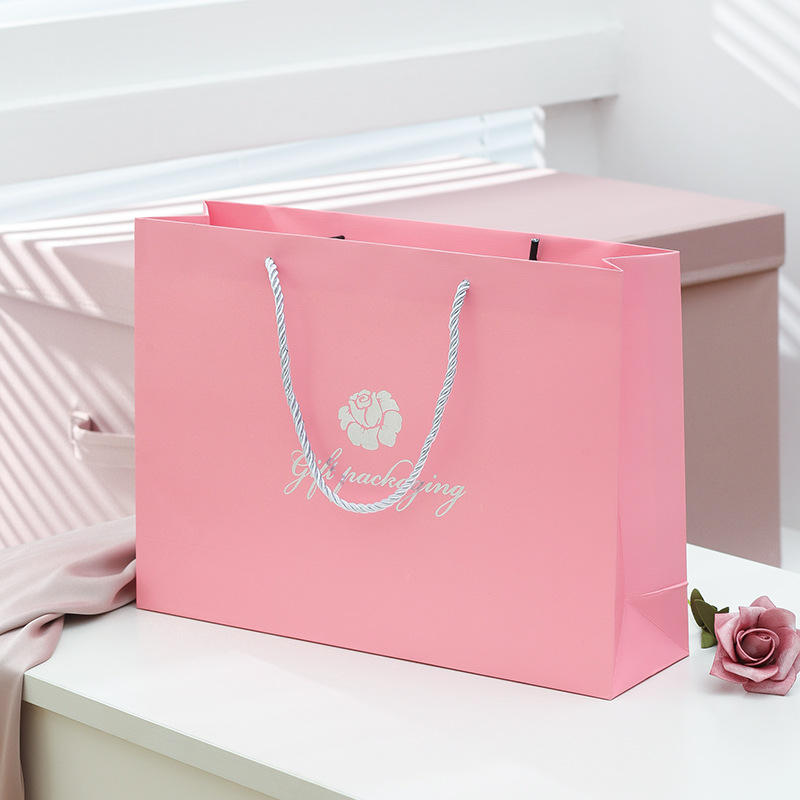 High End Hot Stamping Ivory Board Box Bag Paper Shopping Bag with Custom Color Accepted