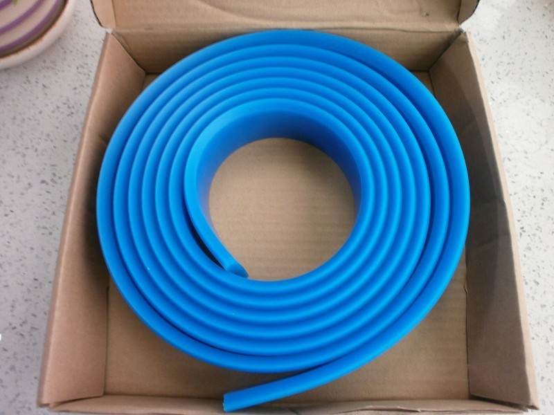75 Shore Blue Screen Printing Squeegee Blades ISO 9001 Hard To Wear For Ceramics