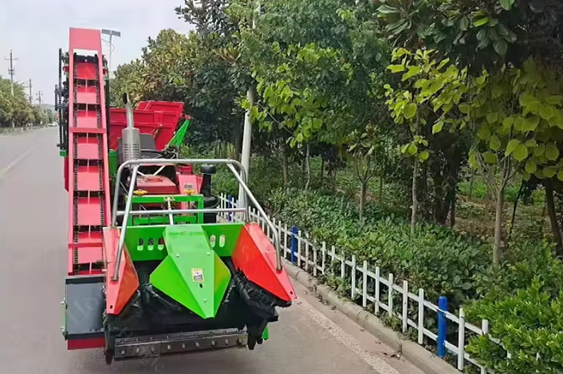Tractor Mounted Corn Harvester Small Corn Harvester For Tractor