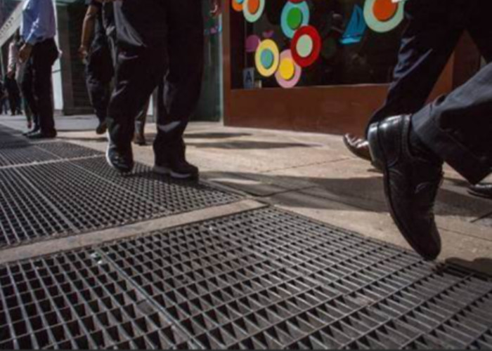 Modular 1200×3000mm Galvanised Walkway Grating With Pre Assembled Panels