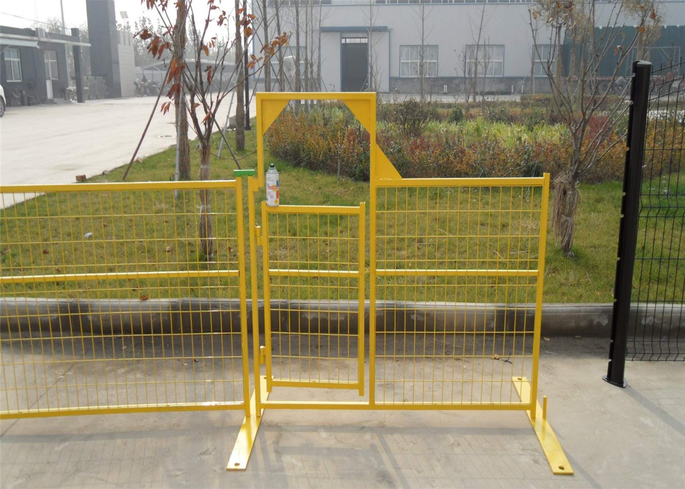 Temporary Construction Fence Panels for Canada standard 6'x9.5' 8'x9.5' mesh spacing4"x12' x 9 gauge wire