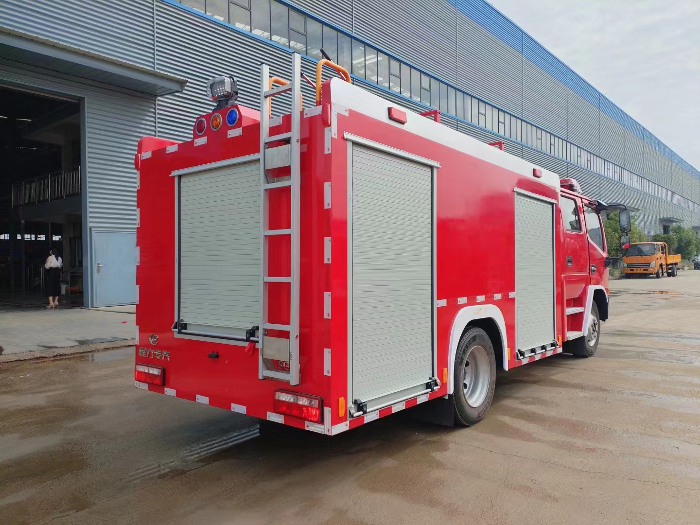 Small Fire Trucks Have Electric Drive Capability