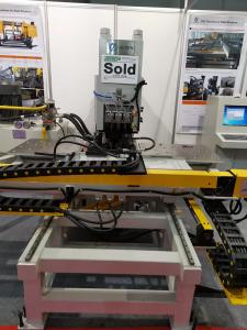 China 1500x800mm Cnc Punch Press Machine Cnc Plate Hole Punching Machine on sale