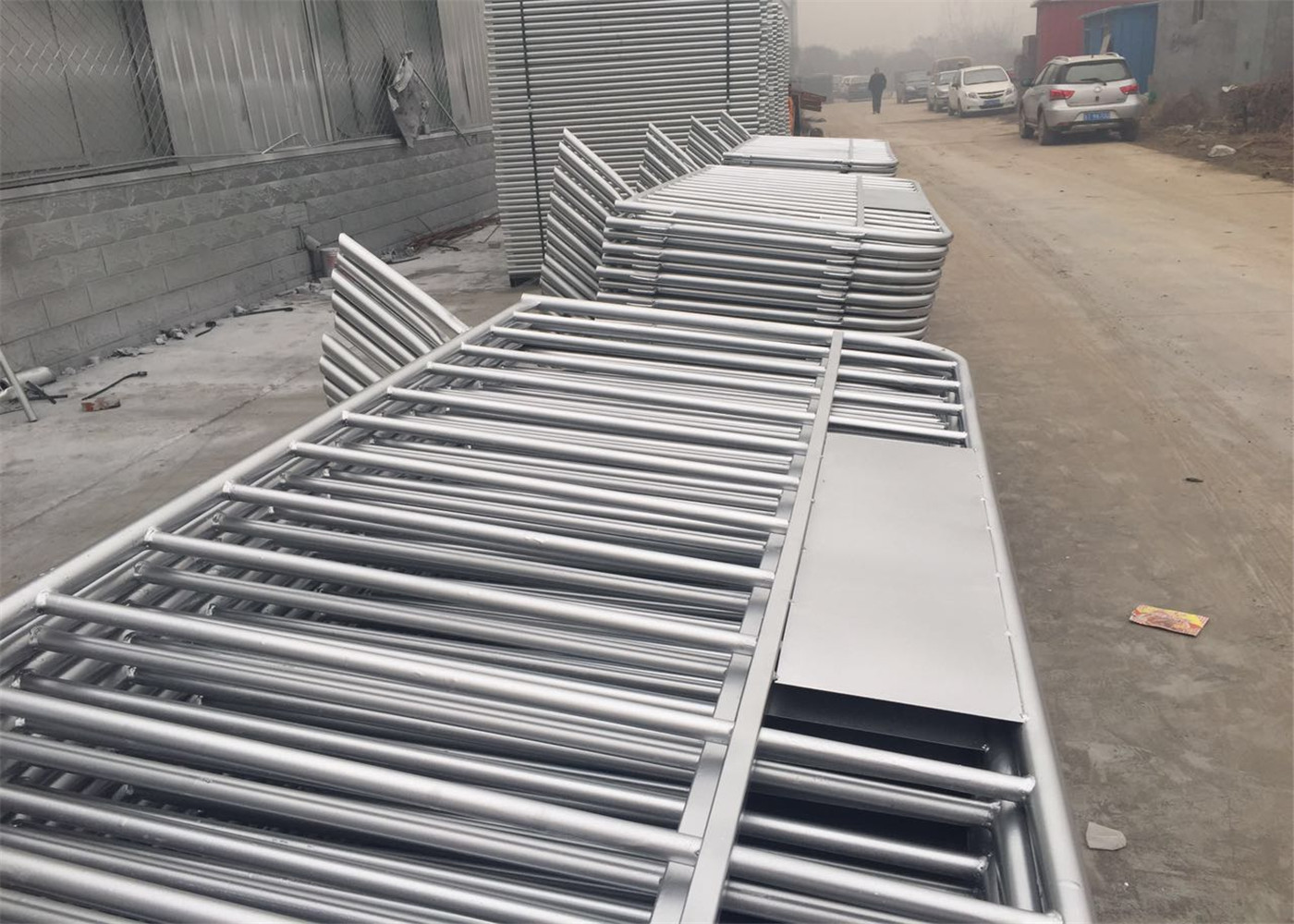 Hot Dipped Galvanized Crowd Control Barriers