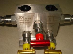 Quality Single Flang Five Manifolds Electric Valve Actuator For Natural Gas Station for sale