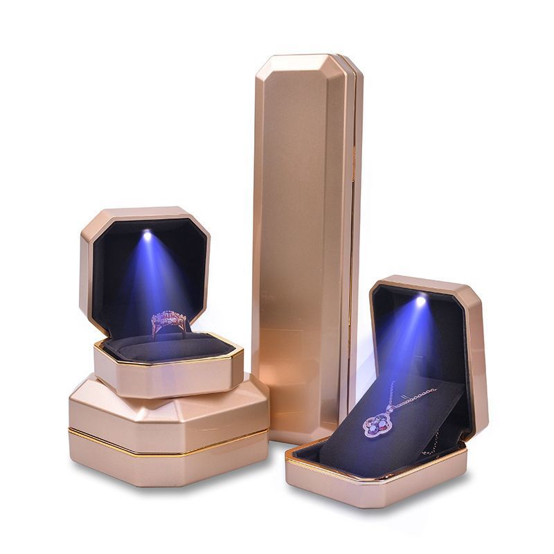 China Factory Wholesale High-End LED Light Plastic Jewellery Gift Box, Jewelry Box Storage Packaging Box Bracelet/Earring/Necklace Display Box