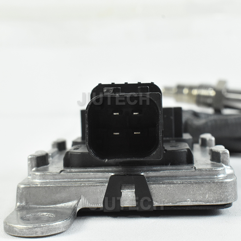 A2C95994900-01 5WK96764B Nitrogen Oxide Sensor For Cummins Nox