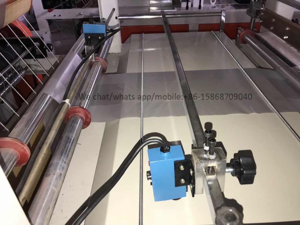 Servo Motor Sealing Bag Making Machine , CE Plastic Bag Making Equipment