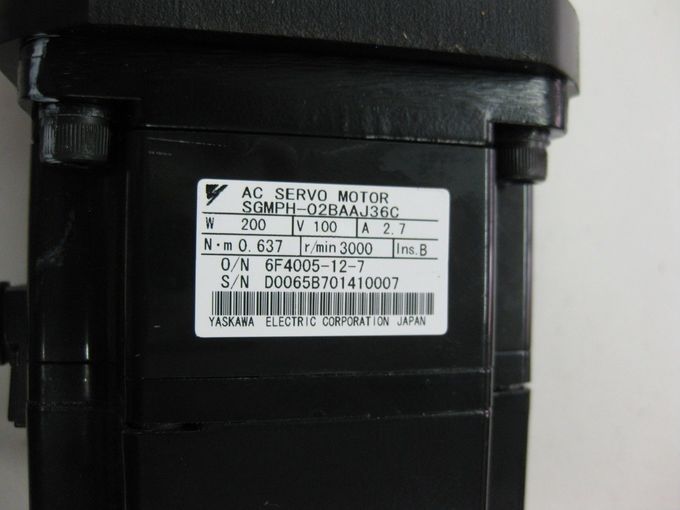 SGMPH-02BAAJ36C Yaskawa Servo Drive 100v 200w  Original New 3 Working Days Delivery 0