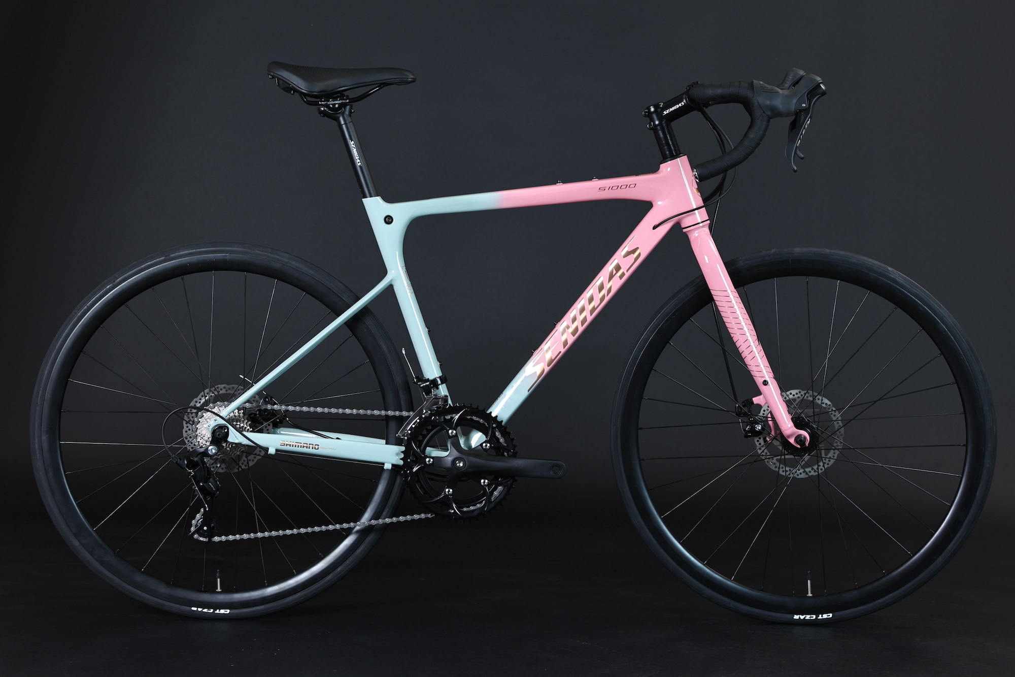 Carbon Fiber Welding Road Bike 700C 2*9s 1*9s AL Frame Nice Shape AL Hub And 10kg