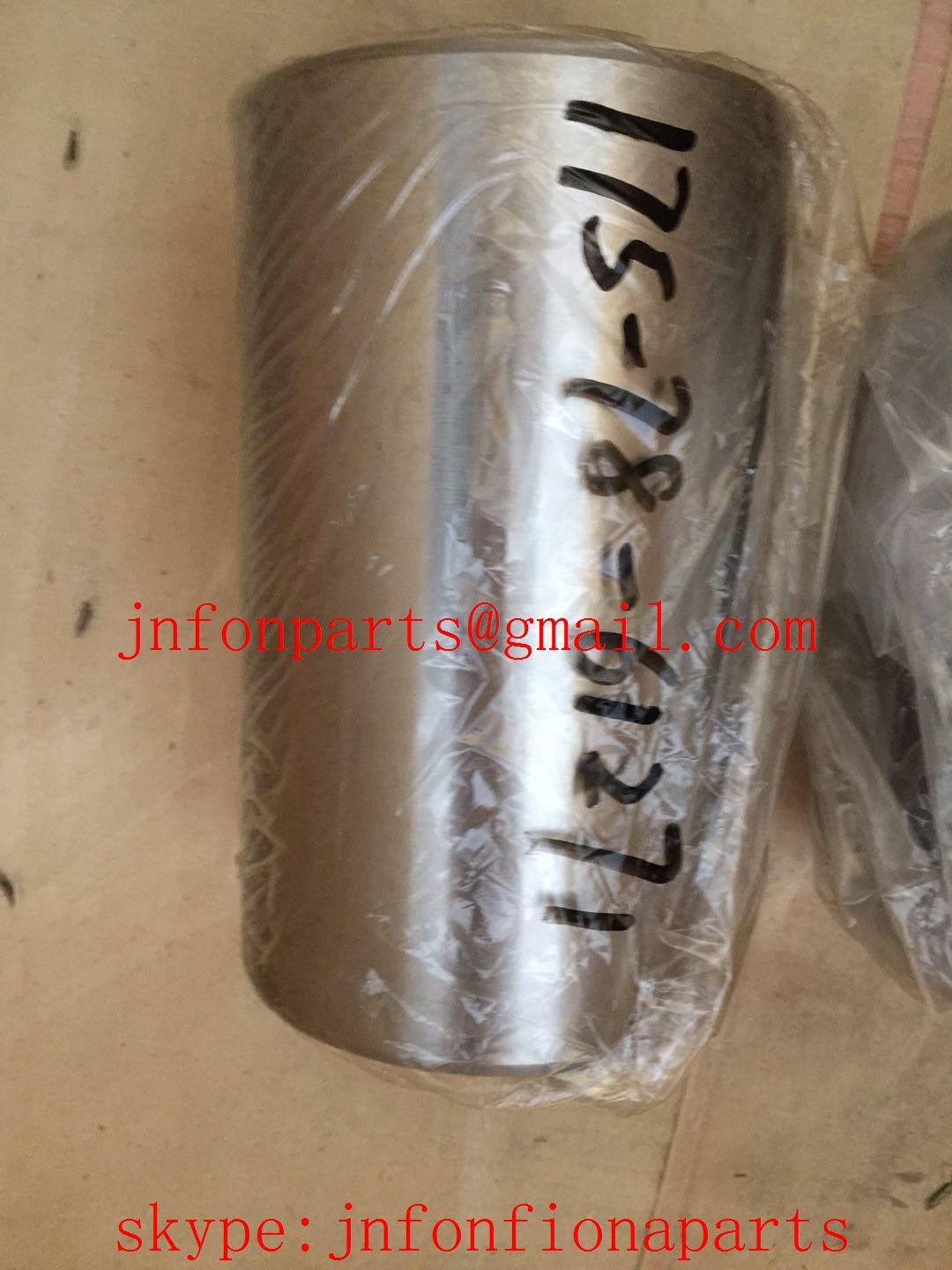 komatsu D155 bulldozer RIPPER BEAM AND ARM BUSHING 175-78-61261 175-78-61271