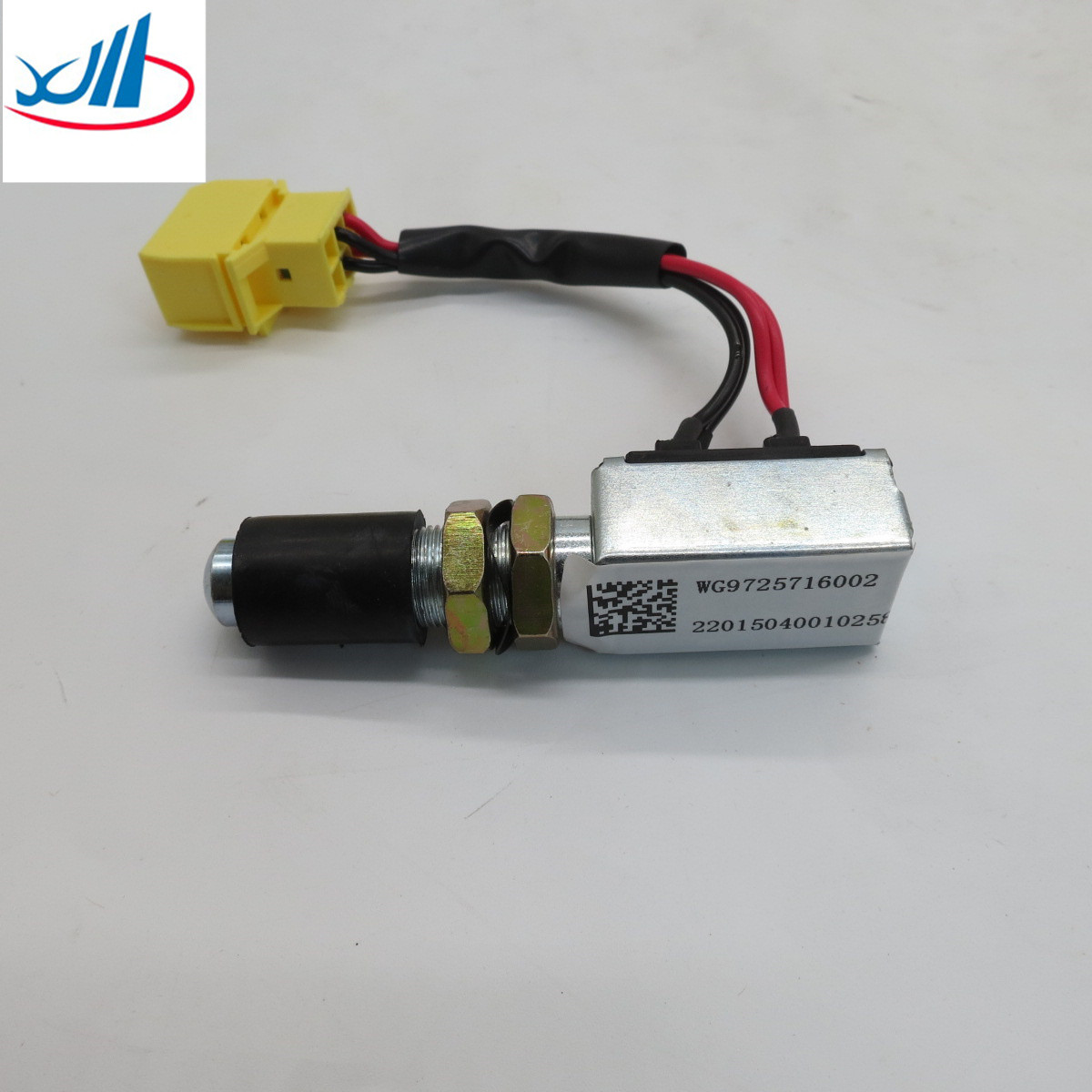 Sinotruk Truck Parts Double Contact Brake Light Switch LG9704580107