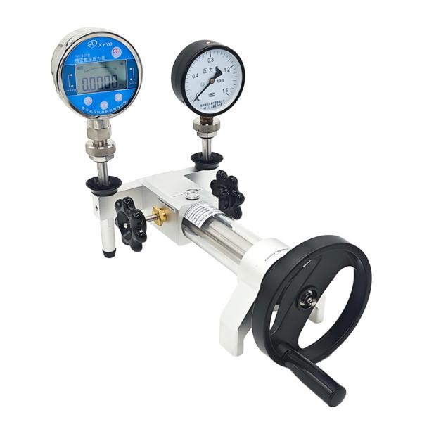 Portable Hydraulic Pump 700 Bar Liquid Pressure Source Pressure Calibration Equipment