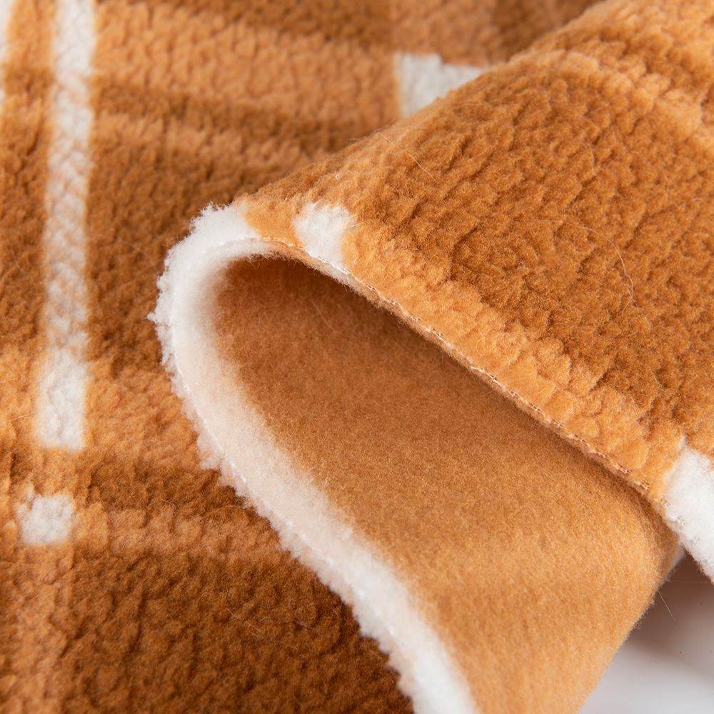 100% Polyester Check Design Sherpa Fleece Fabric Soft Fine Sherpa Fabric for Garments