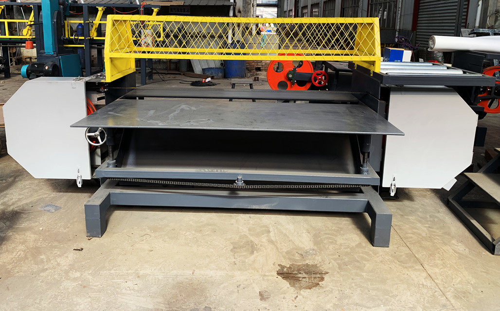 Wood Pallet Dismantling Sawmill Pallet Band Saw Dismantler for pallet recycling