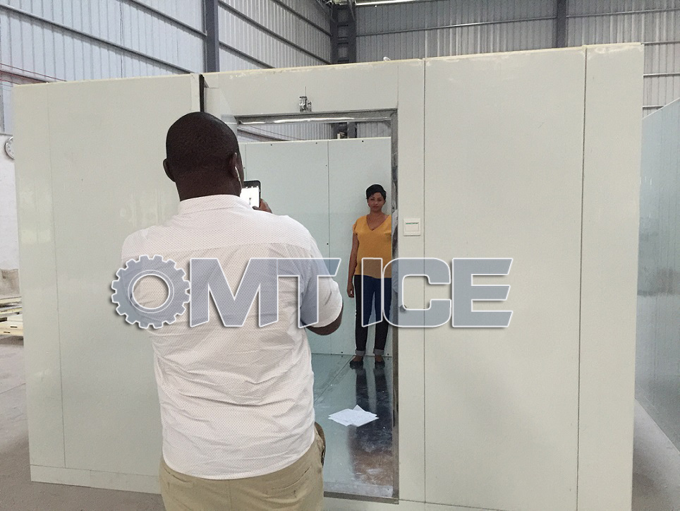 50CBM Cold Room Freezer Fatigue Resistant Energy Efficient Walk In Chiller Room
