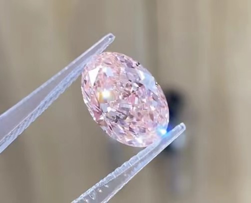 0.89ct Main Stone CVD Lab Grown Pink Diamond Ring 18k White Gold