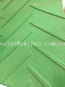 China 2mm Green PVC Conveyor Belt , High Strength PVC PU Conveyor Belt For Incline on sale