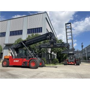 Quality Handling Container Reach Stacker with and 71400 Kgs Service Weight for sale