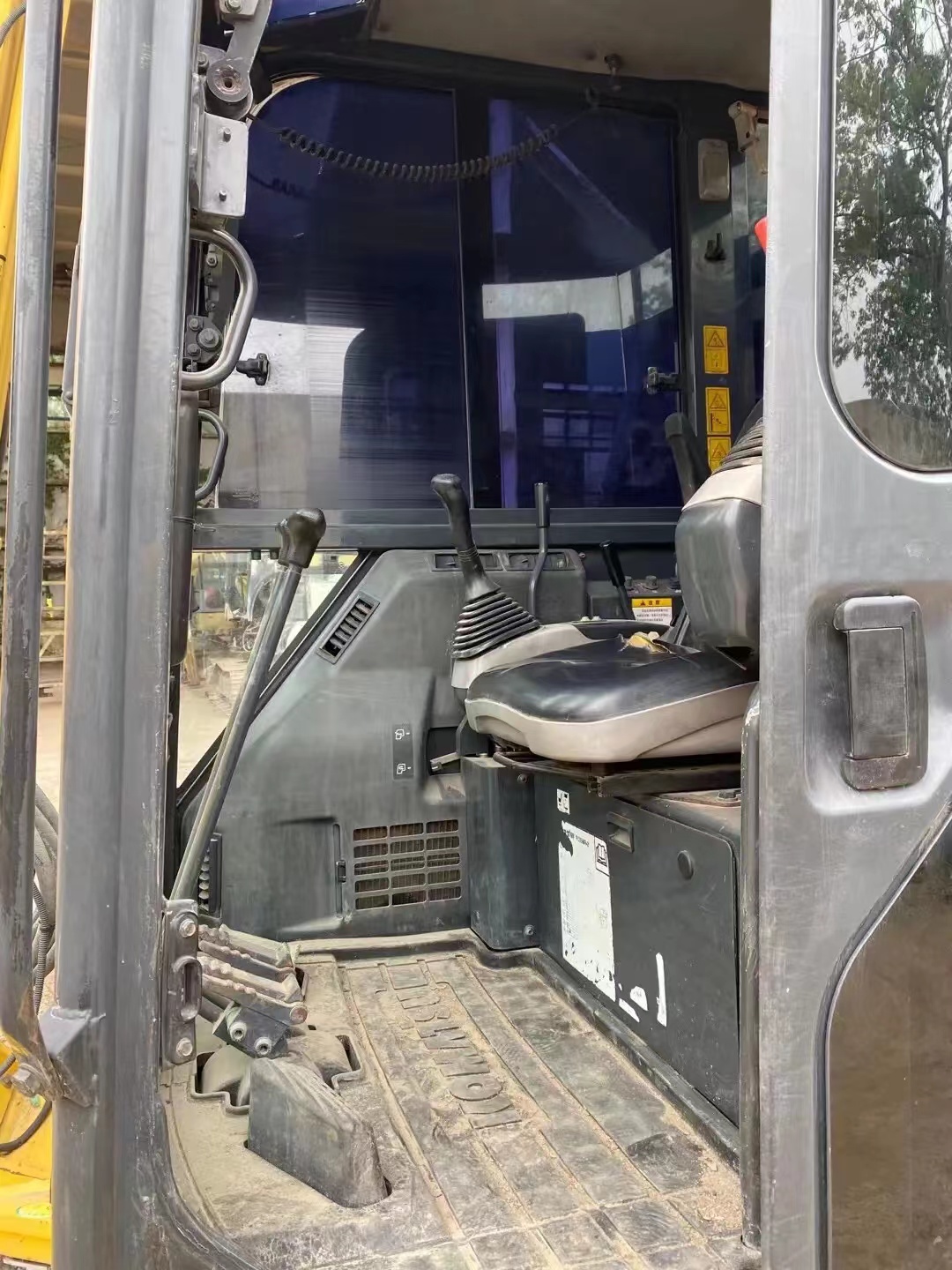 Used 1.5t Excavator Sale Second Hand PC55 Komatsu Earth Mini Excavator
