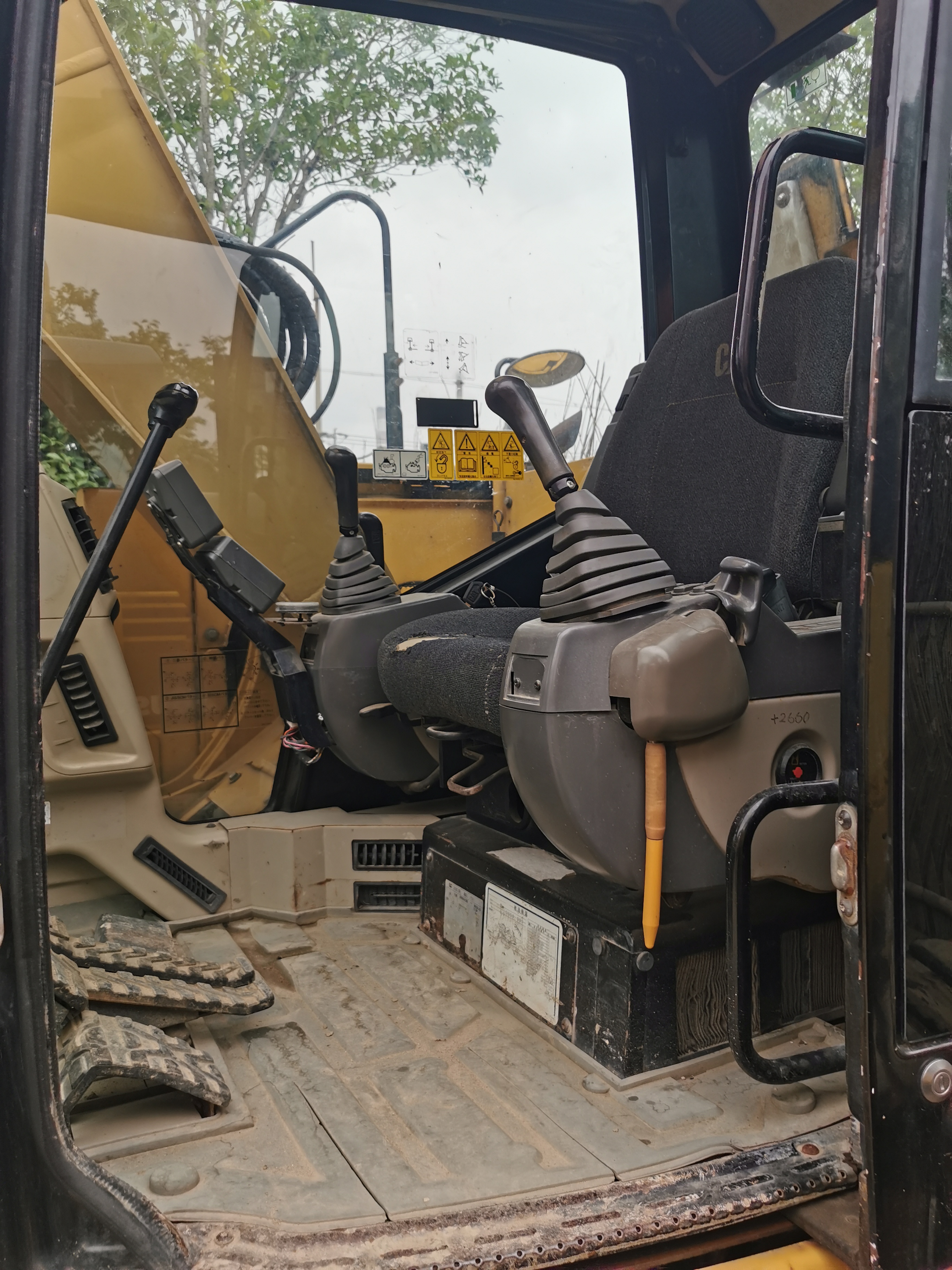 CAT313C Second Hand Excavator from Japan with Original Hydraulic Pump and Year 2021