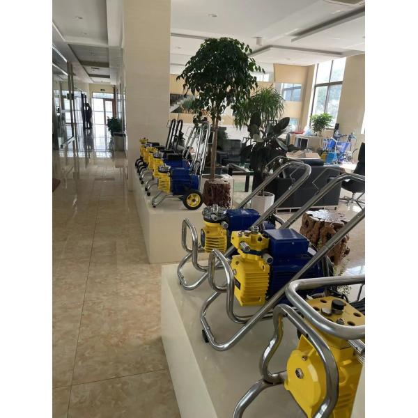 Electric Piston Airless Paint Spraying Machine with 10M Max. Horizontal Conveying Distance and 220v 50hz/60hz Voltage