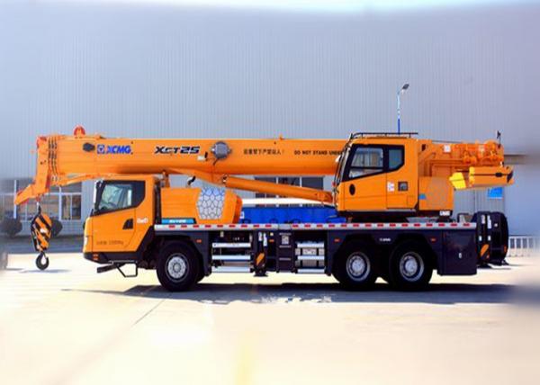 Buy Energy Efficient mobile crane truck , telescopic truck boom crane XCT25L5 at wholesale prices