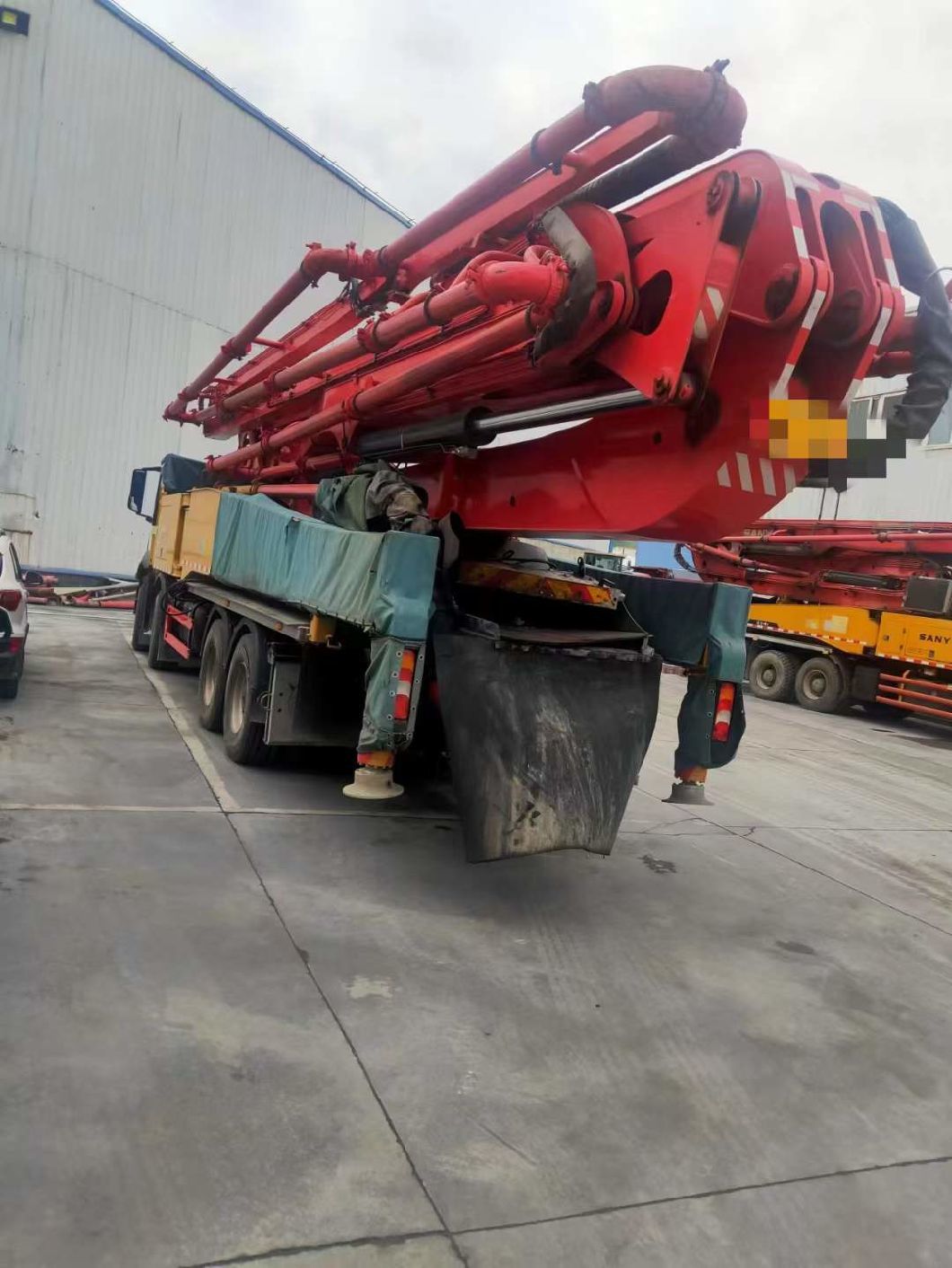56m Truck Pump Concrete Pump Long Boom Pump on Mercedes-Benz Truck