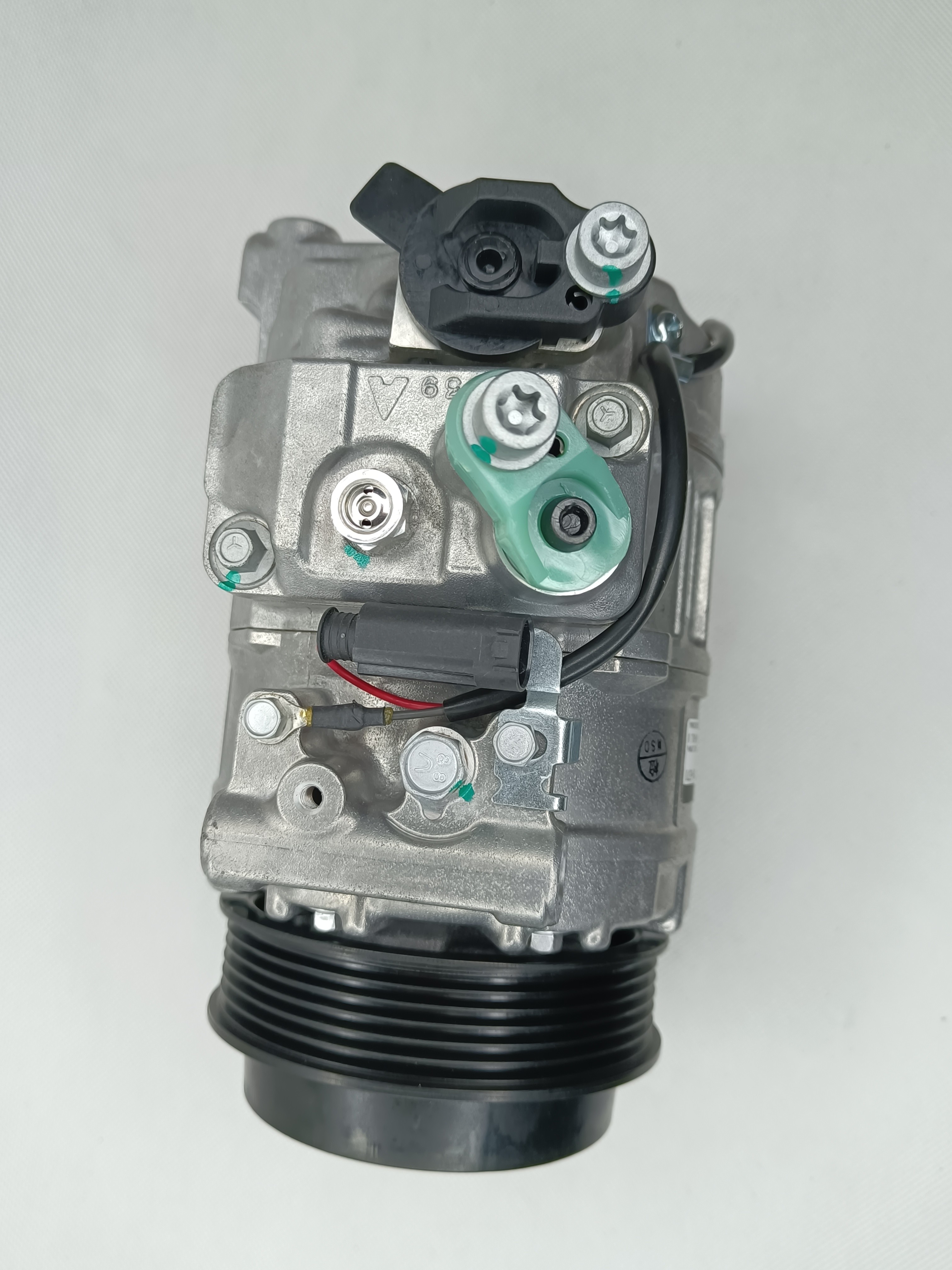 Auto Ac Conditioning Compressor For Benz R300 W251 0002307511
