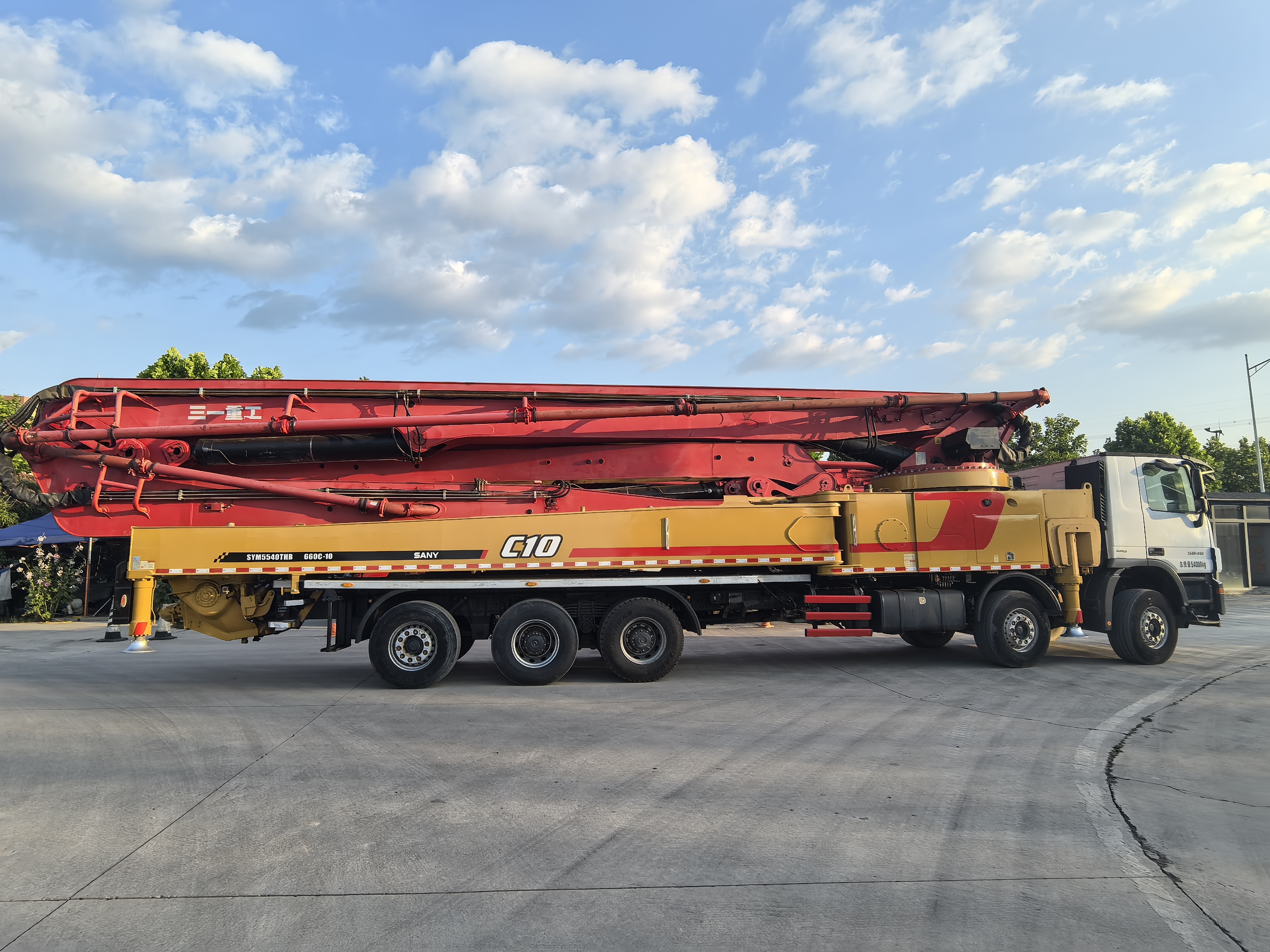 Original 2017 SANY Used Concrete Pump Truck 66m pump with Mercedes chassis