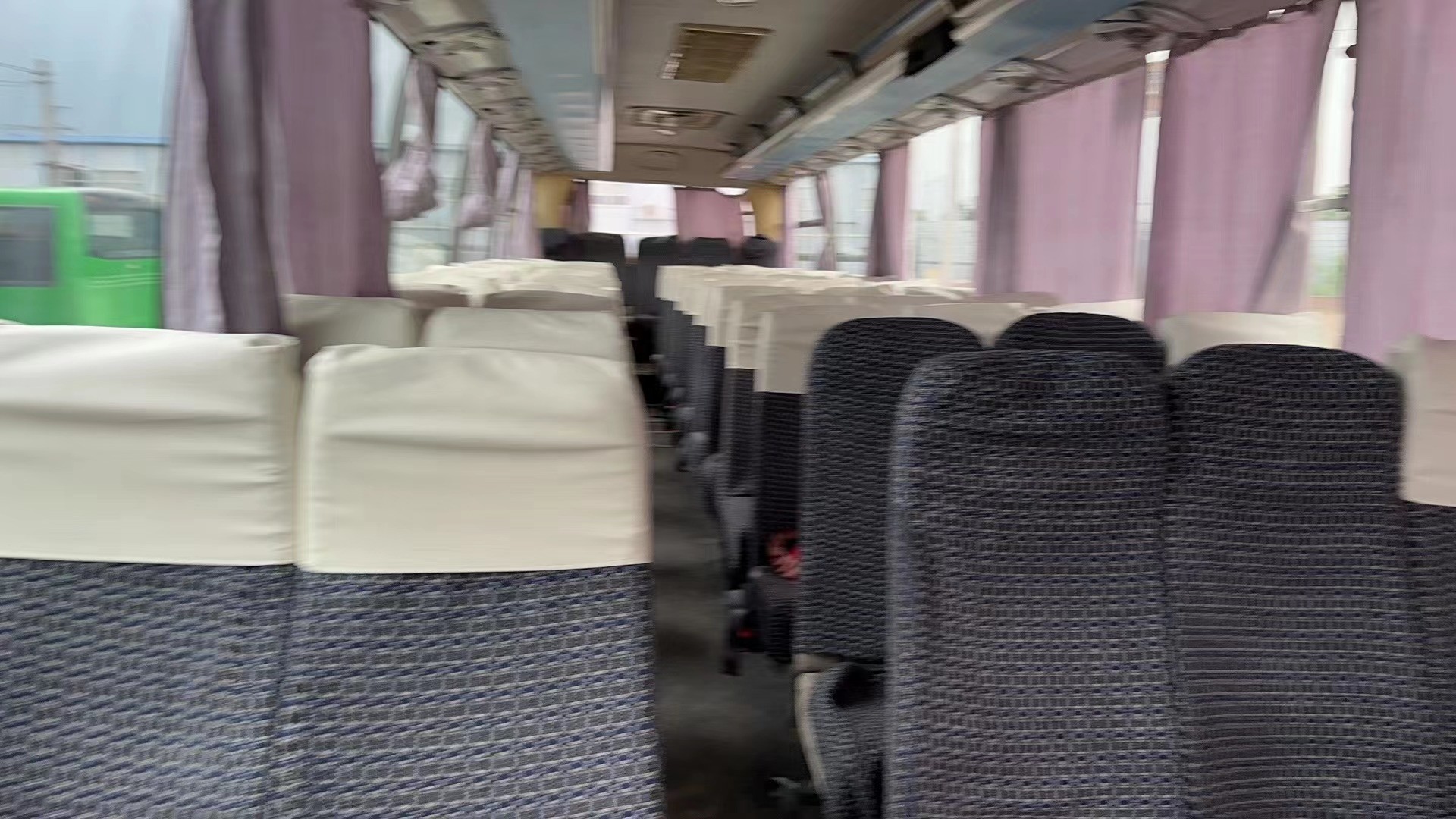 Second Hand Microbus 60 Seats 2+3 Seats Layout Yuchai Engine Blue Color Air Conditioner Used Young Tong Bus ZK6107