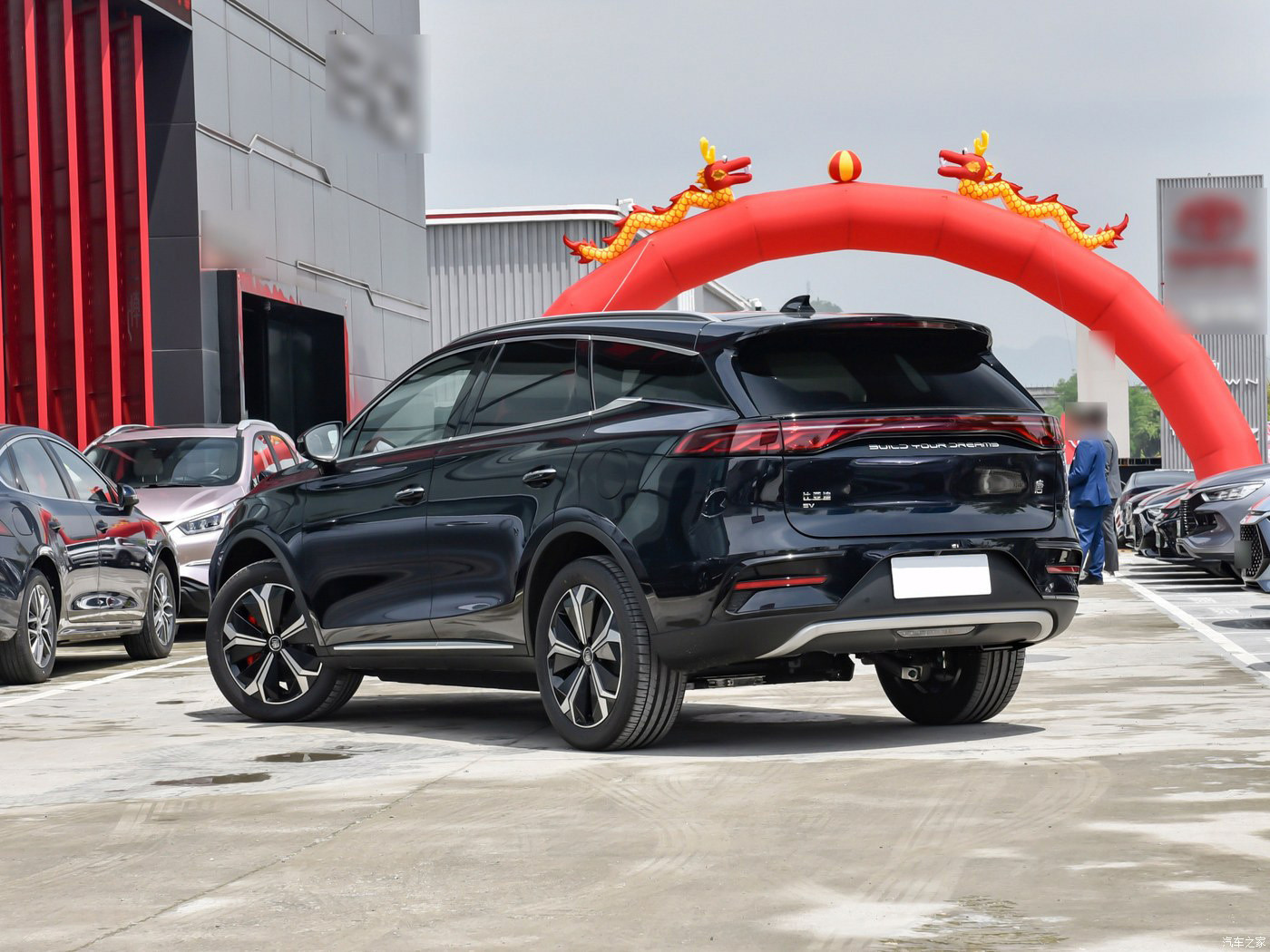 Byd Tang New Energy Vehicles 2024 EV Glory Edition Dragon Face Design