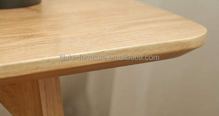 Modern Solid Wood Side Coffee Table Furniture with Nitrolacquer Finish for Living Room Furniture in Nordic Style