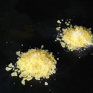 China Good Glossy Maleic Resin Yellow Flake Used For Intaglio Printing on sale