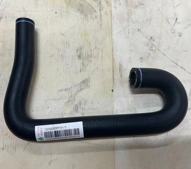 Water Outlet Pipe YG9625530024 HOWO Truck Parts