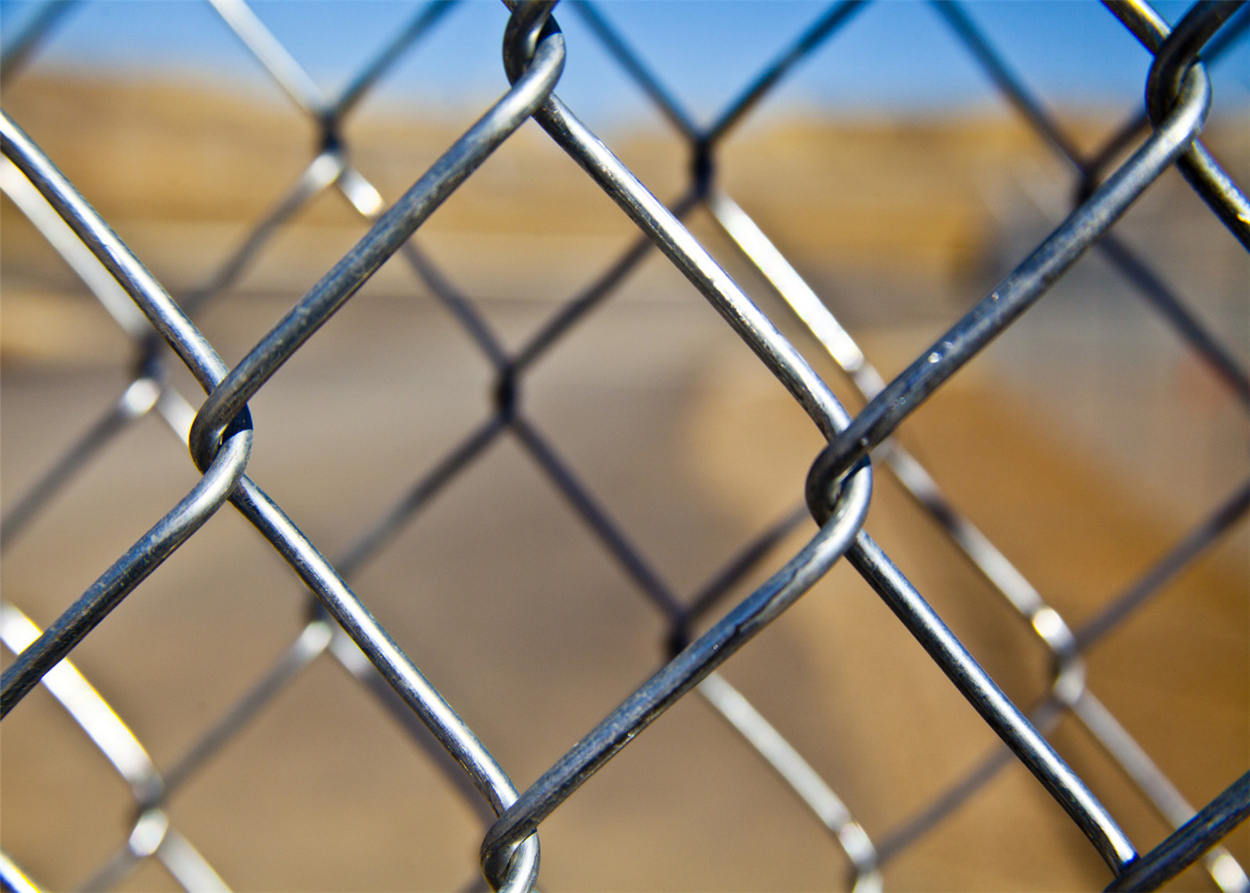 Green Coated Chain Link Fence Mesh Airport Security / Side Stop Fencing