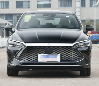 BYD Qin Plus 2023 Champion Version DM-I 120km Leading Model Plug In Hybrid Compact Car