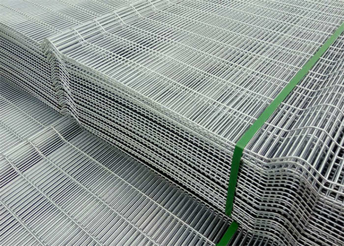 Hot Dipped Galvanized Anti Climb 358 Mesh Fencing 4.4m 5.2m Height